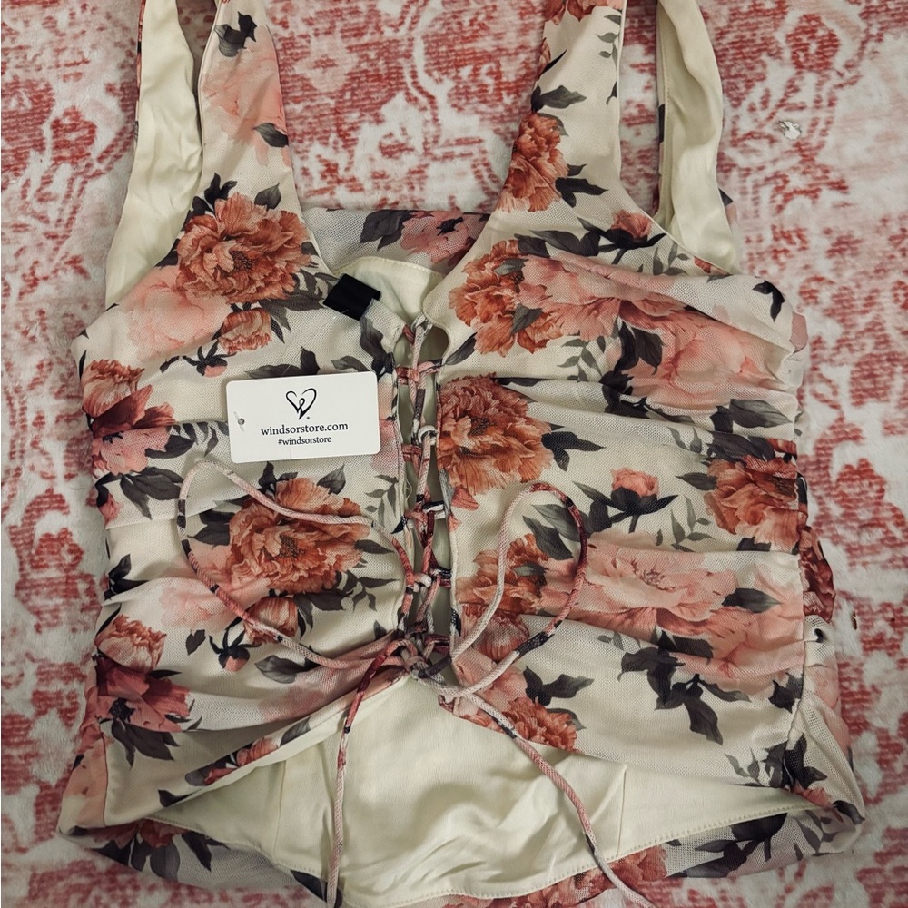 Windsor top!!